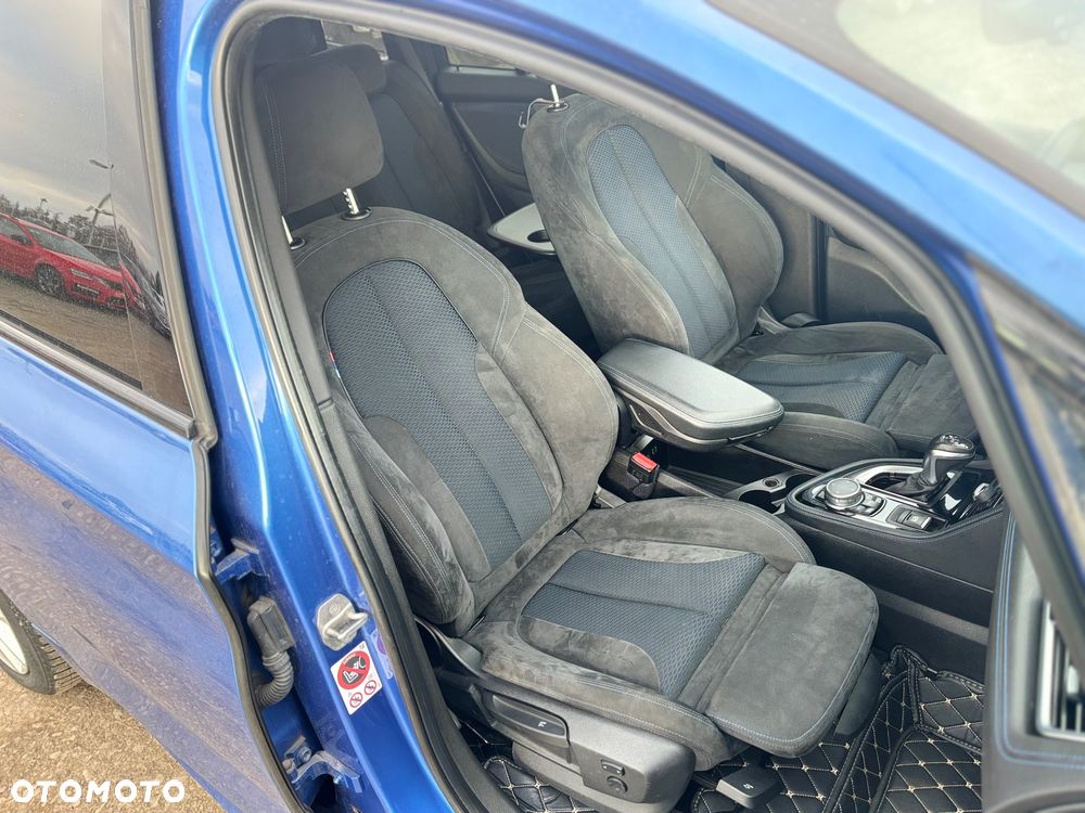 BMW Seria 2 220d GT xDrive M Sport - 32