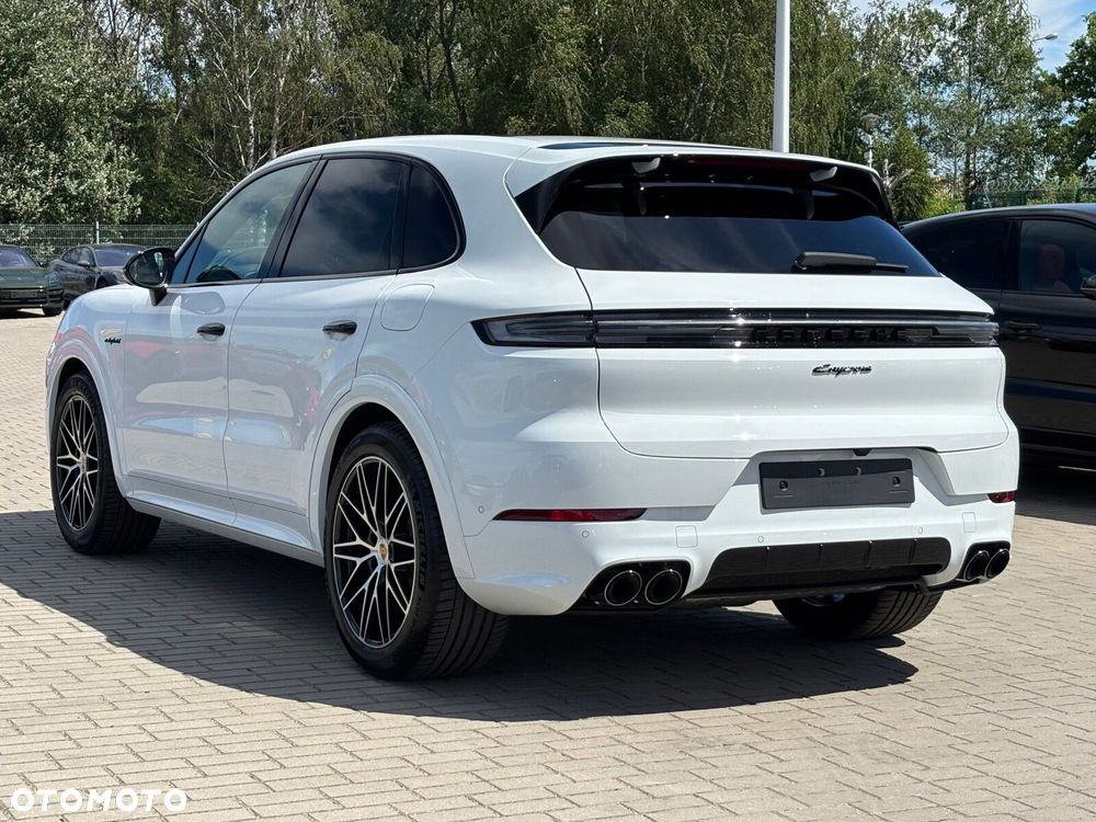Porsche Cayenne - 7
