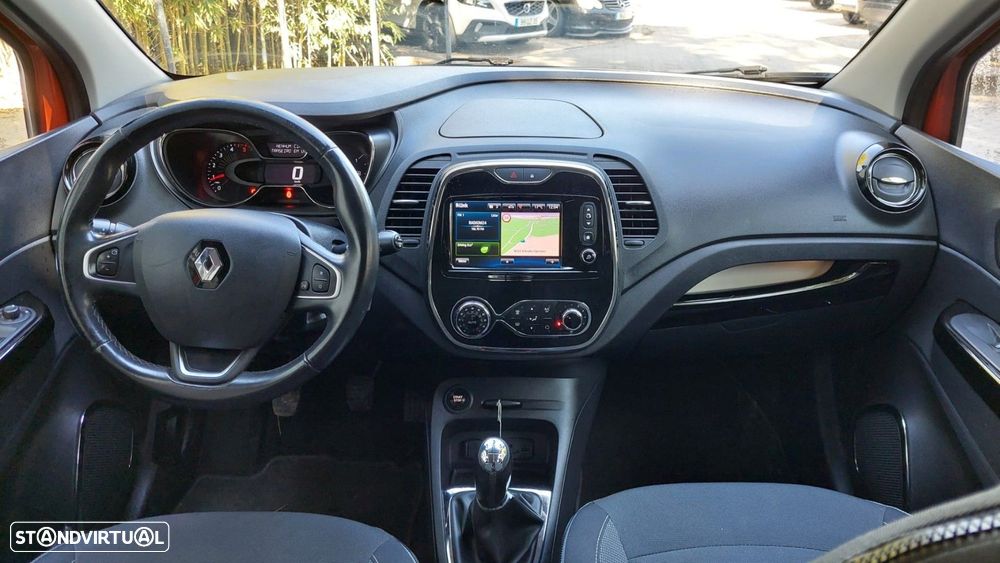 Renault Captur 1.5 dCi Exclusive - 14