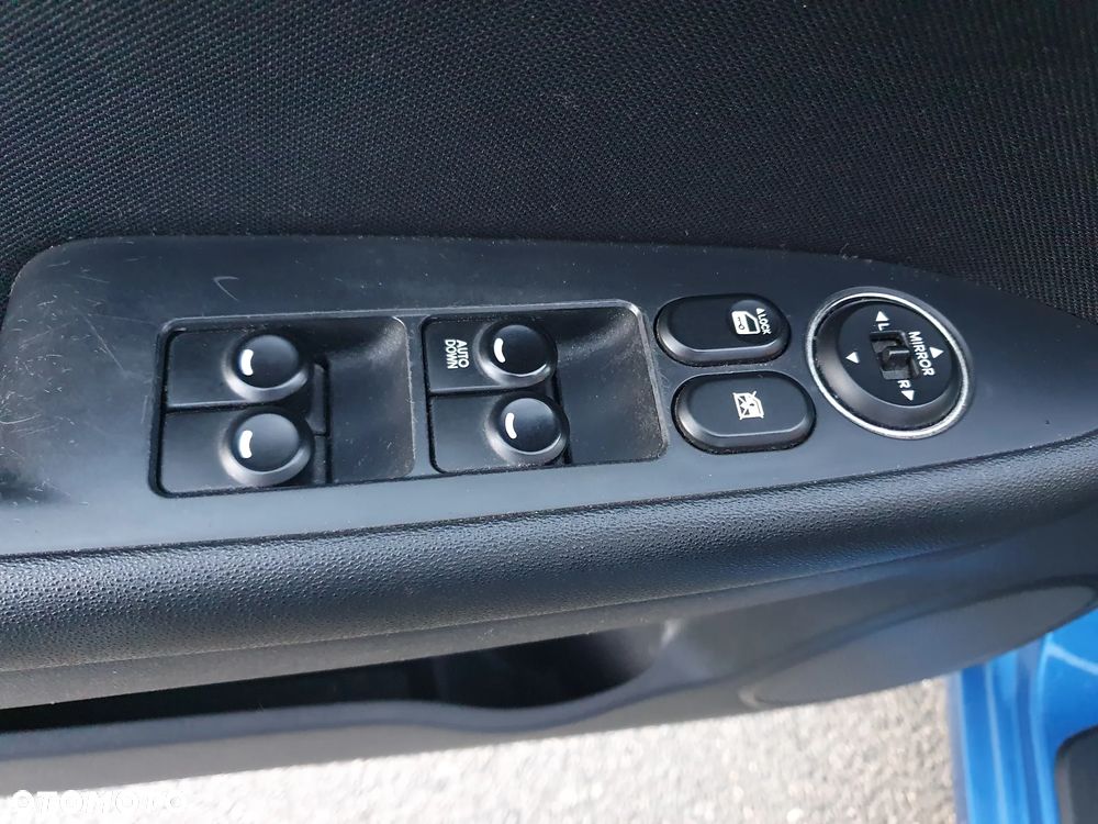 Hyundai i30 2.0 Premium - 16