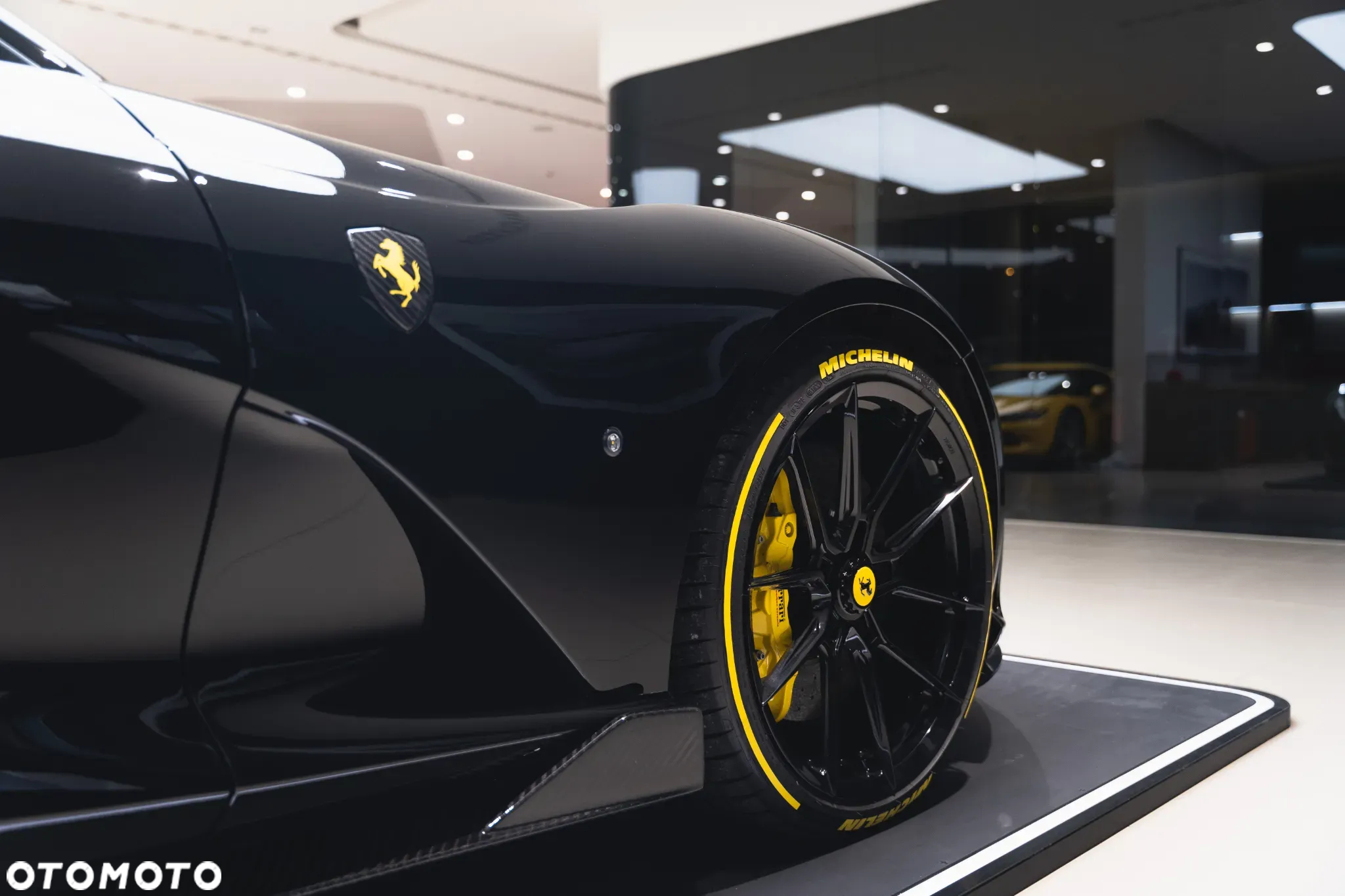 Ferrari 812 Superfast - 19