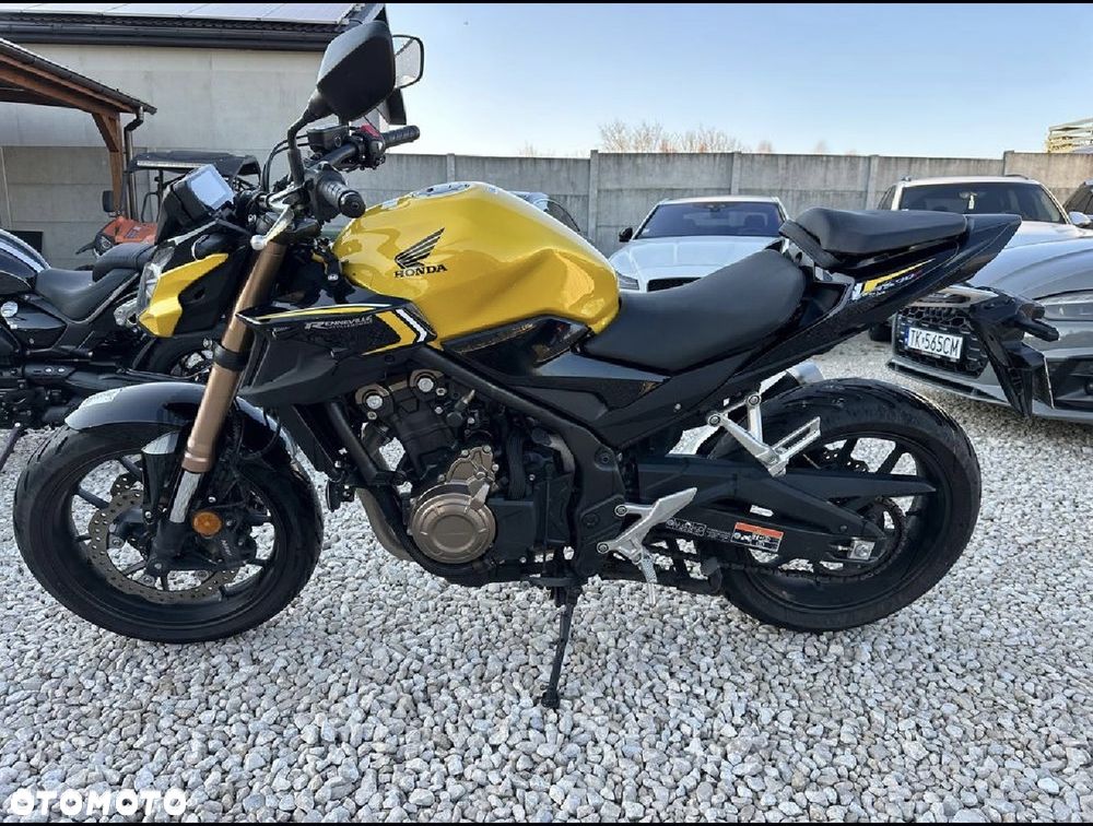 Honda CB - 3