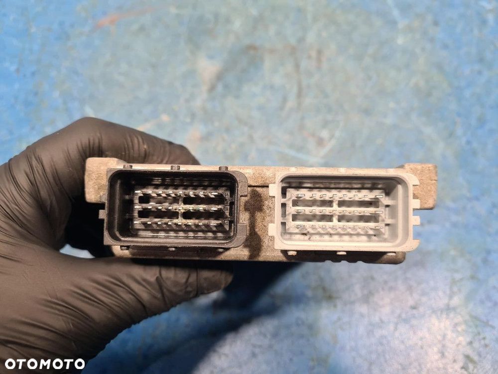 VOLKSWAGEN GOLF V 1.6 STEROWNIK LPG AEB2001NV BGU - 6