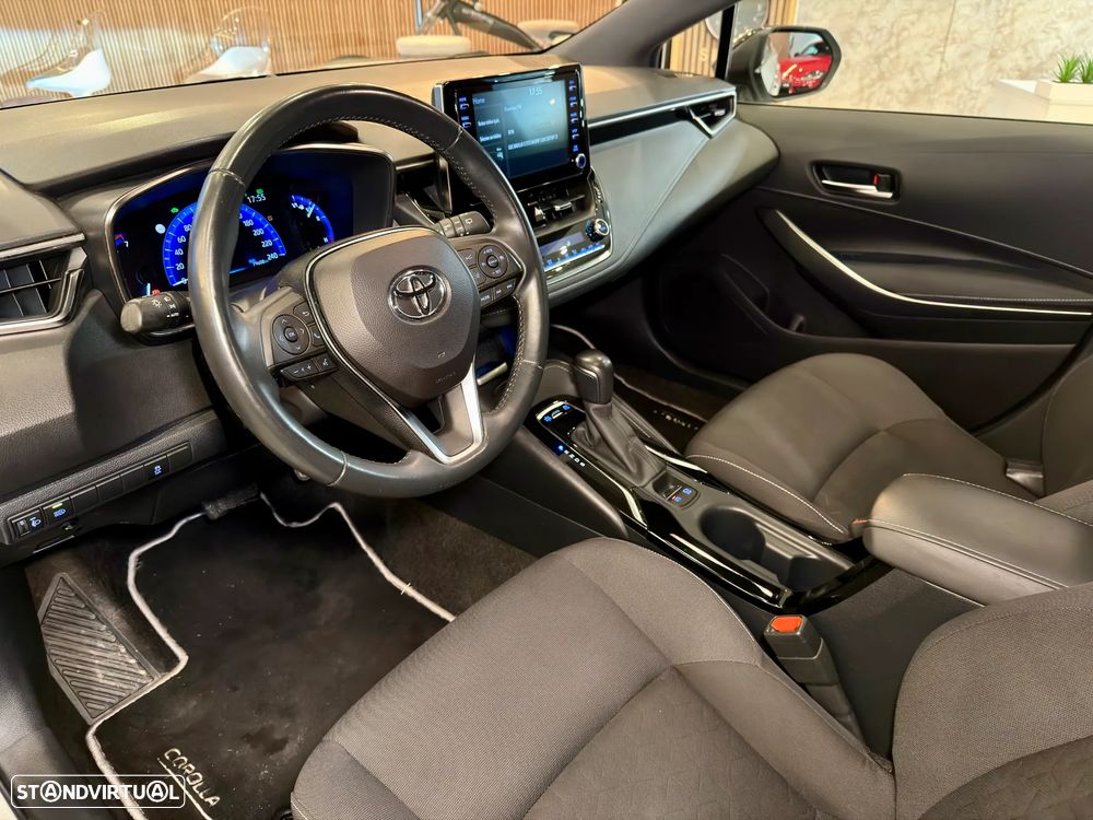 Toyota Corolla SW - 22