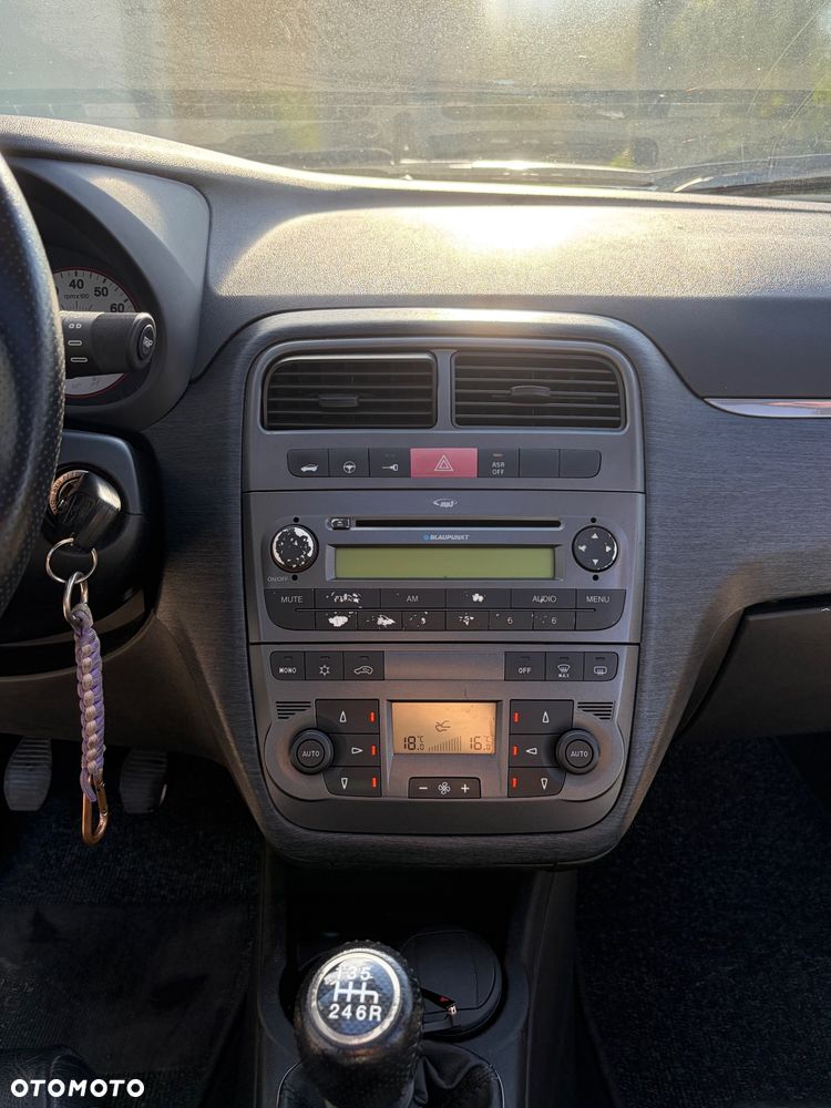 Fiat Punto 1.4 16V Sporting - 17