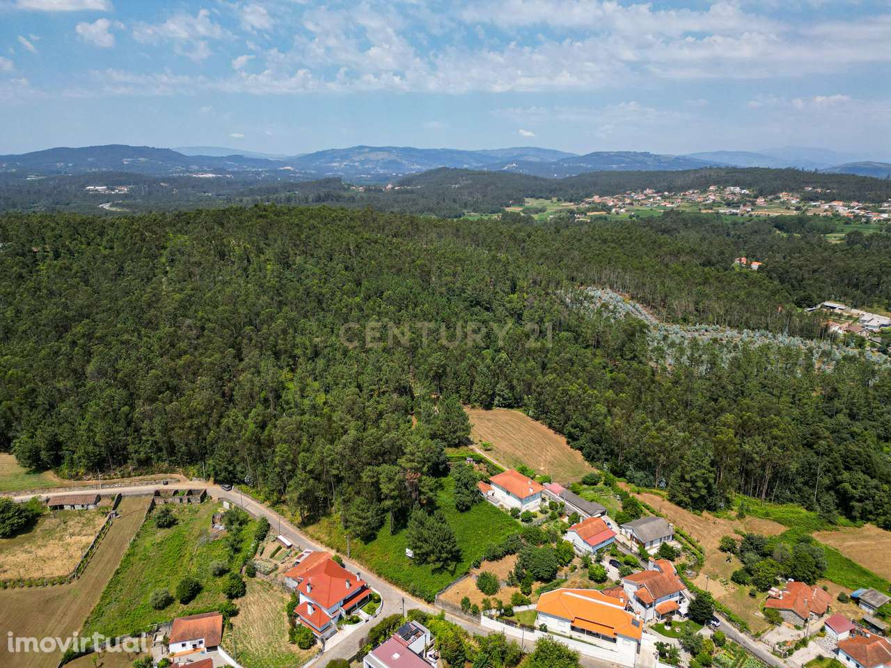 Terreno  construção com 899m2 em Alheira  - Barcelos - Grande imagem: 3/30