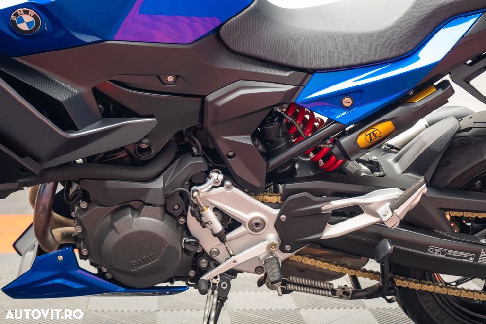 BMW F 900R Force - 37