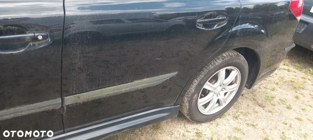 Drzwi tył tylne lewe Subaru Legacy V kombi D4S