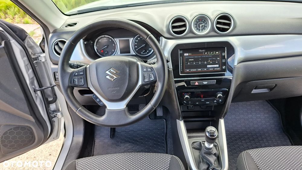 Suzuki Vitara 1.6 DDiS (4x4) Allgrip Comfort - 10