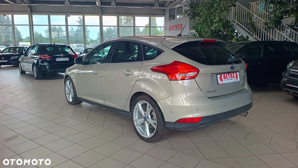 Ford Focus - 4