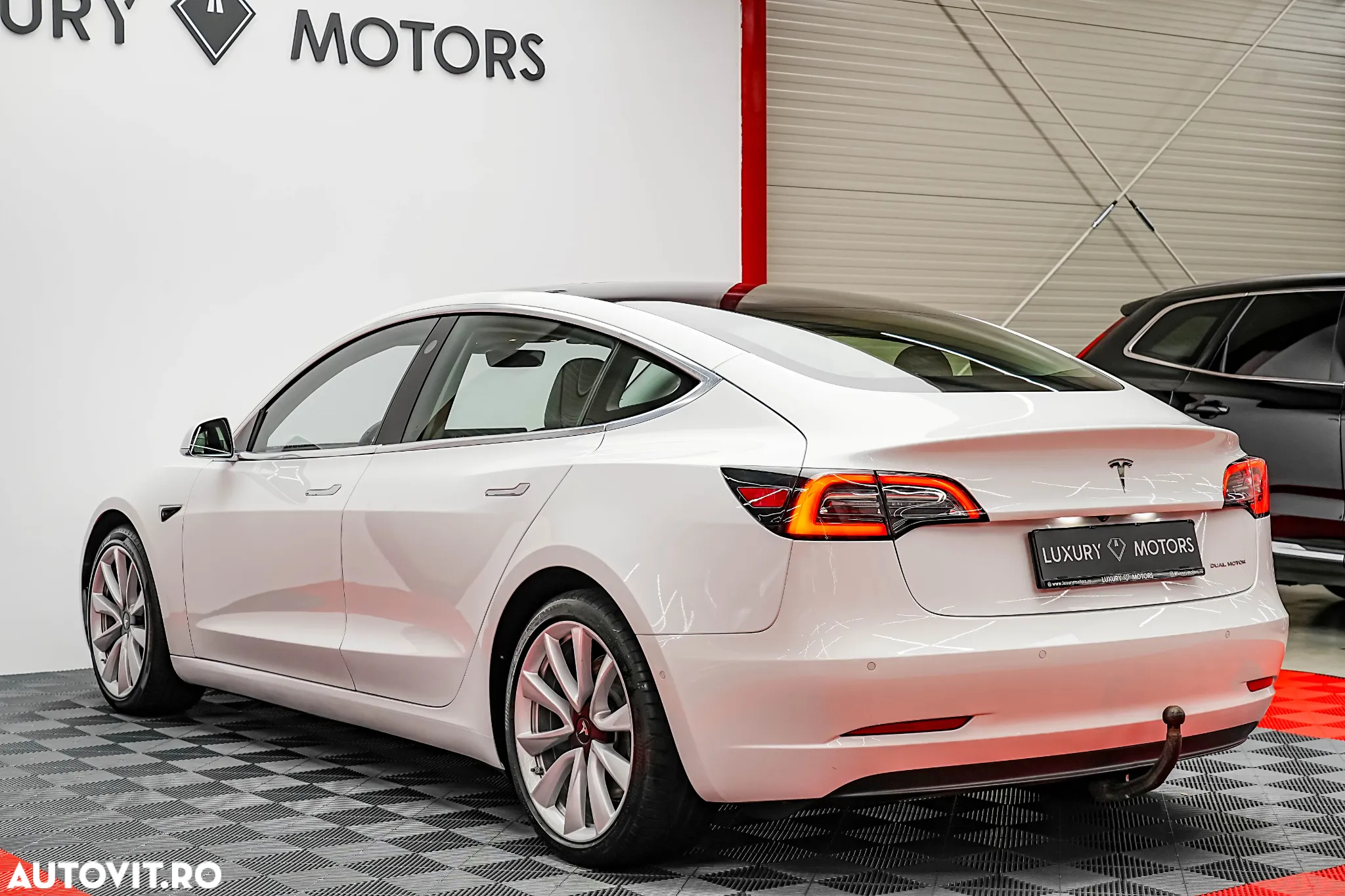 Tesla Model 3 AWD Dual Motor - 11