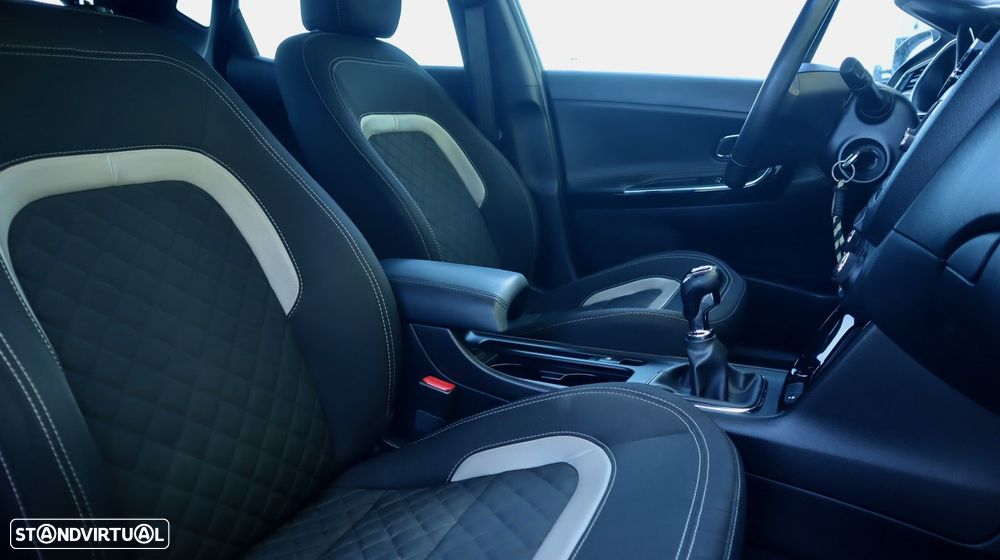 Kia Ceed 1.0 T-GDi GT Line - 24
