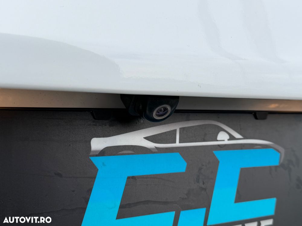 Kia Sportage 1.7 DSL MT 4x2 PREMIUM - 29