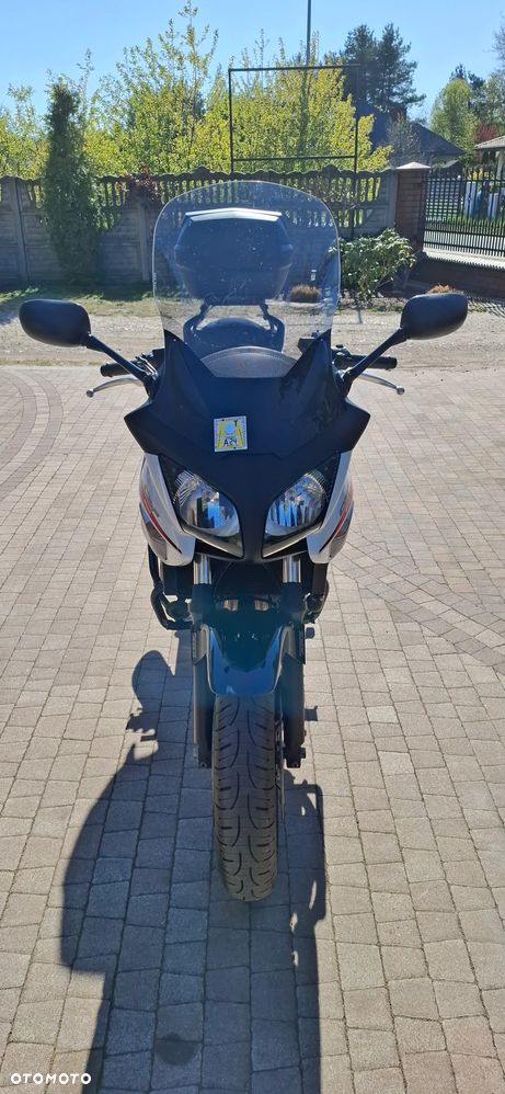 Honda CBF - 2