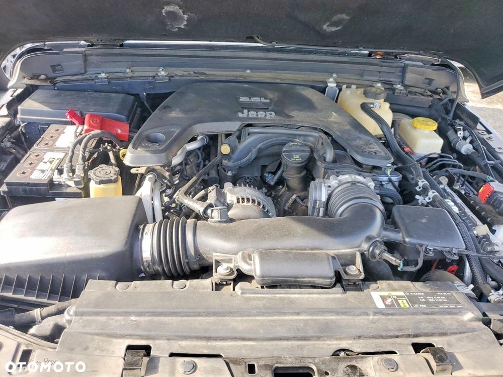 Jeep Wrangler 3.6 Unlim Sahara - 11