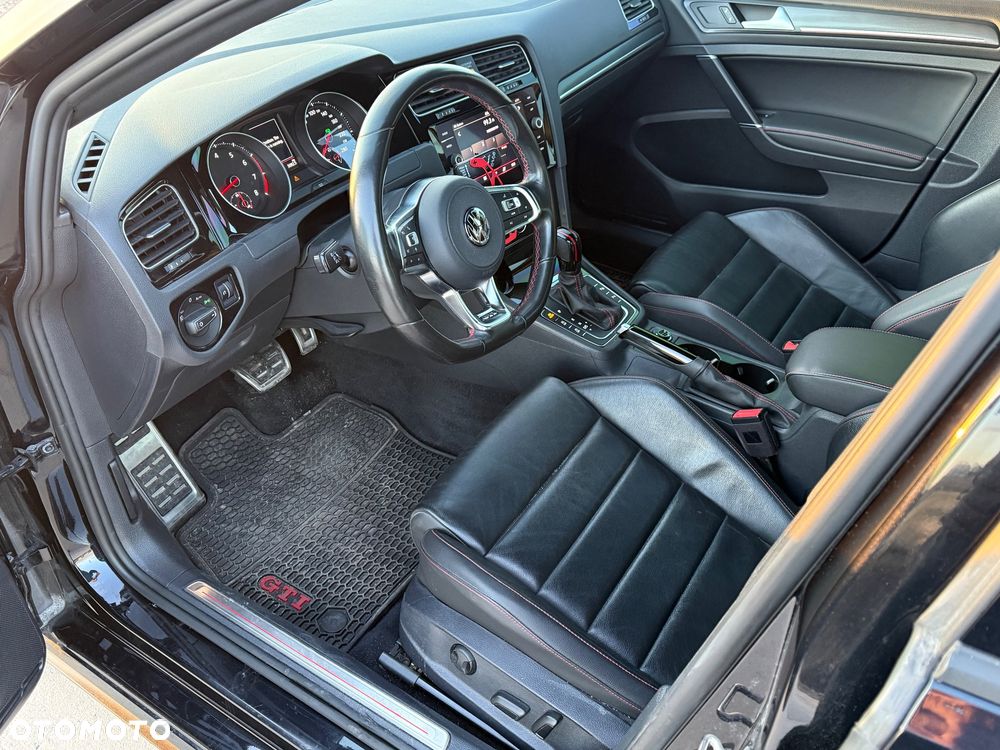 Volkswagen Golf 2.0 TSI OPF DSG GTI - 16