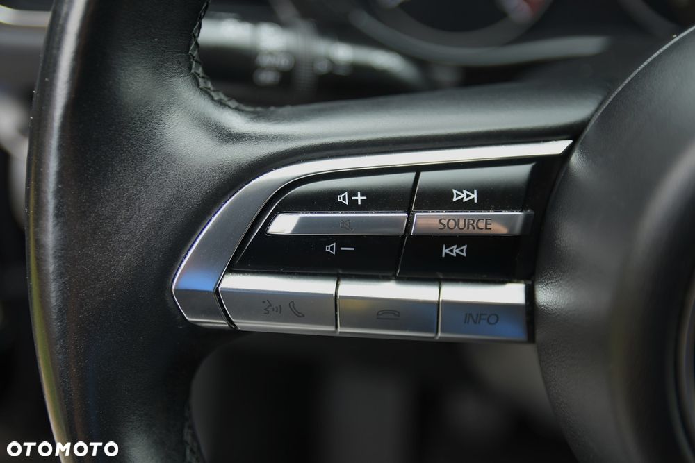 Mazda CX-30 SKYACTIV-X 2.0 M-Hybrid - 26
