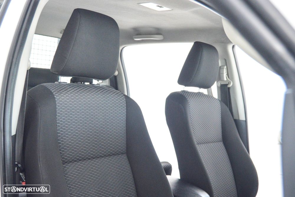 Toyota Hilux 2.4 D-4D 4X2 Cabine Dupla 5L - 10