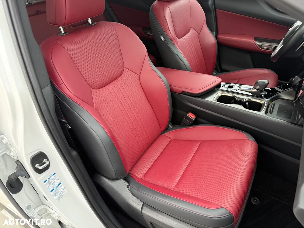 Lexus Seria NX 450h+ E-FOUR Luxury-Paket - 41