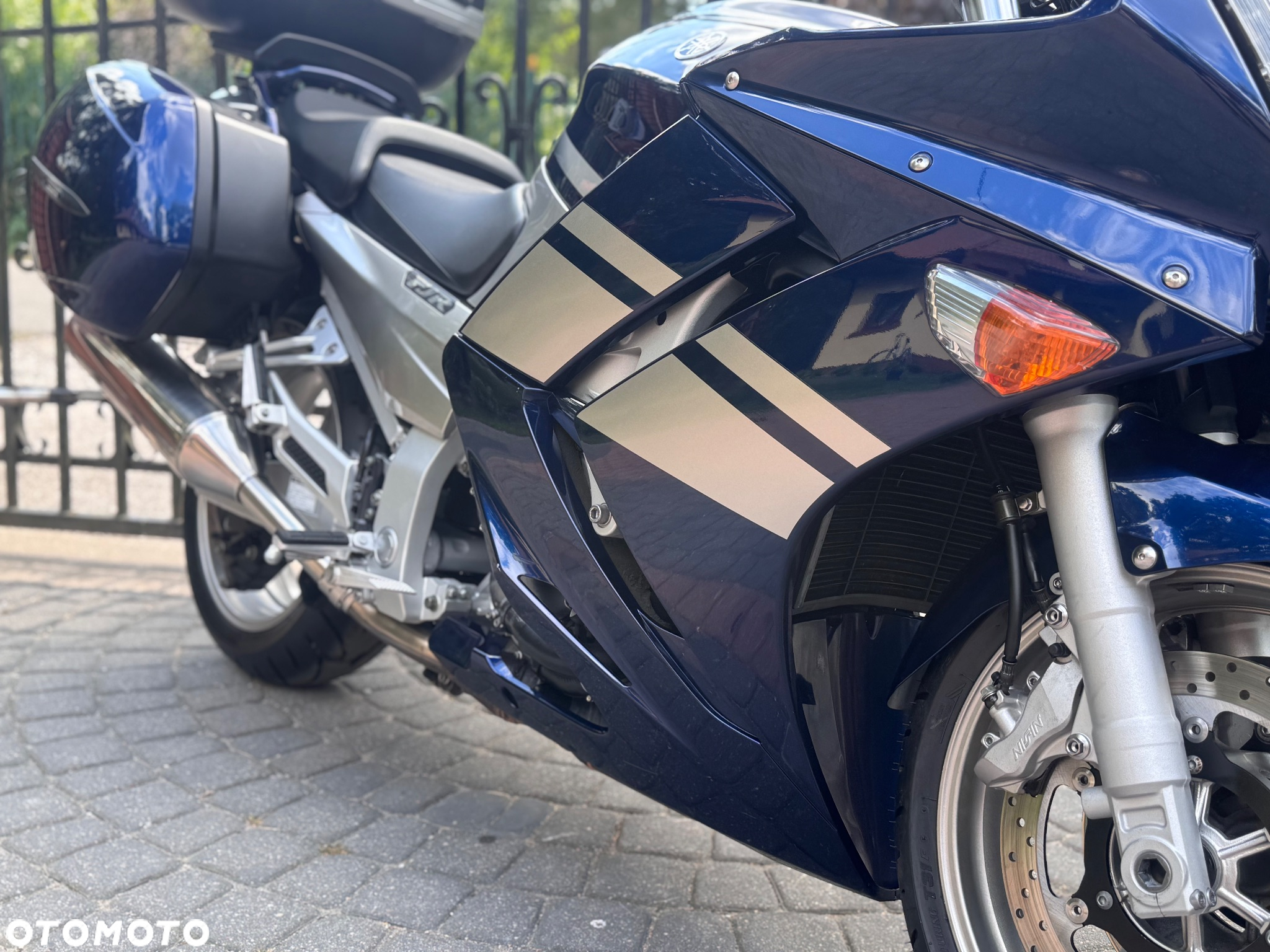 Yamaha FJR - 11