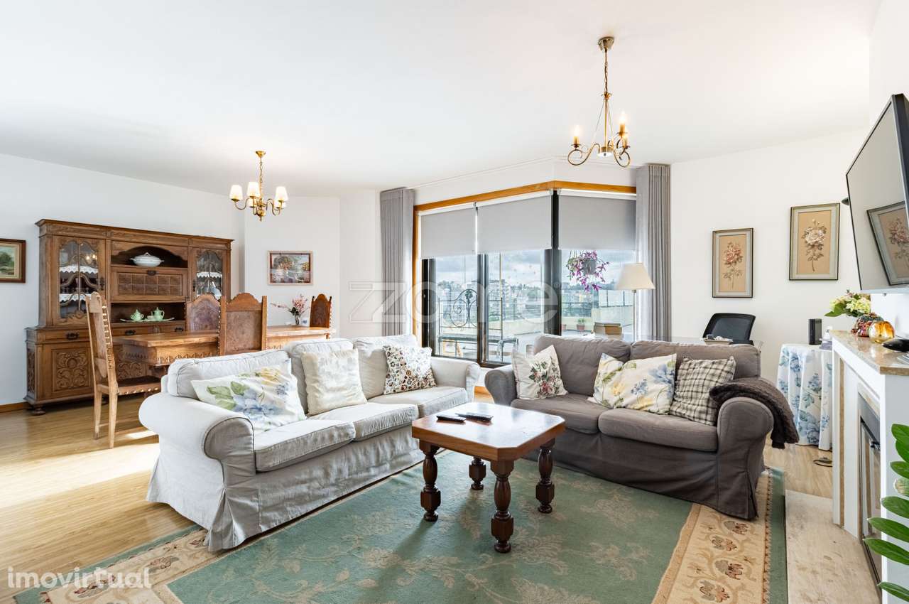 Apartamento T3+1, em São João da Madeira, com Terraço - Grande imagem: 4/37