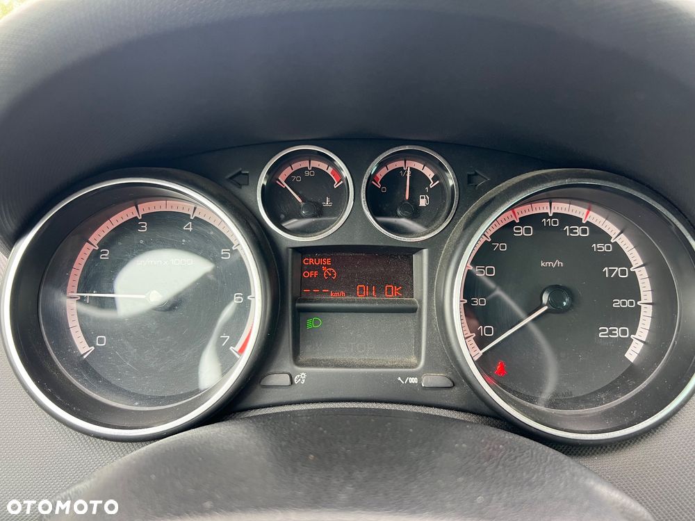 Peugeot 308 1.6 Premium - 24