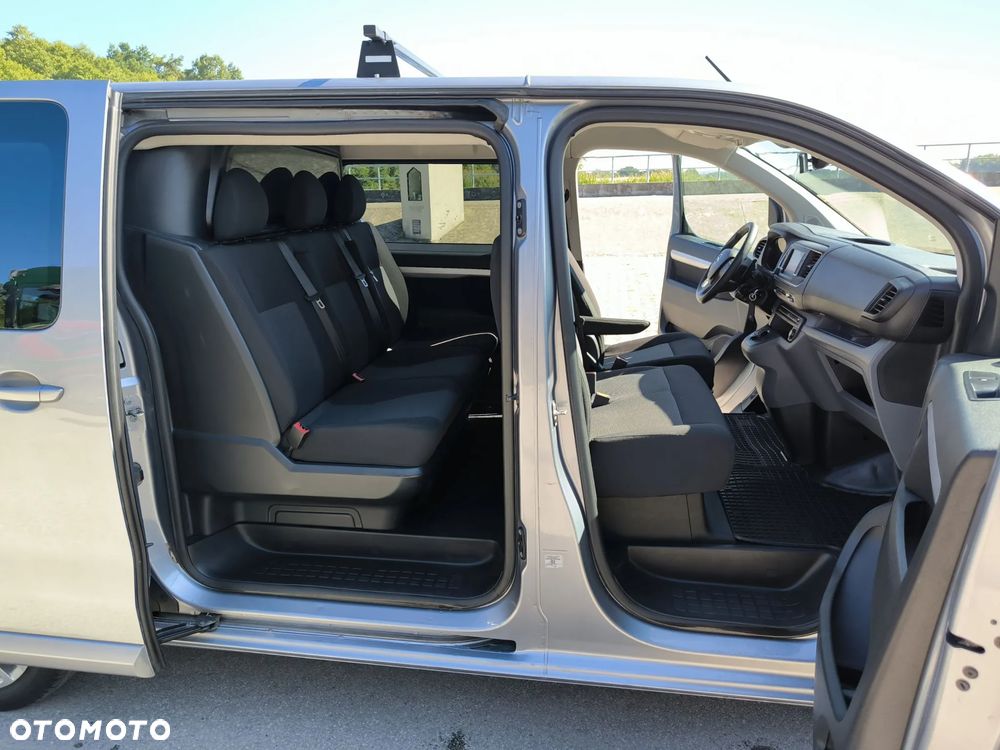 Opel Vivaro - 28