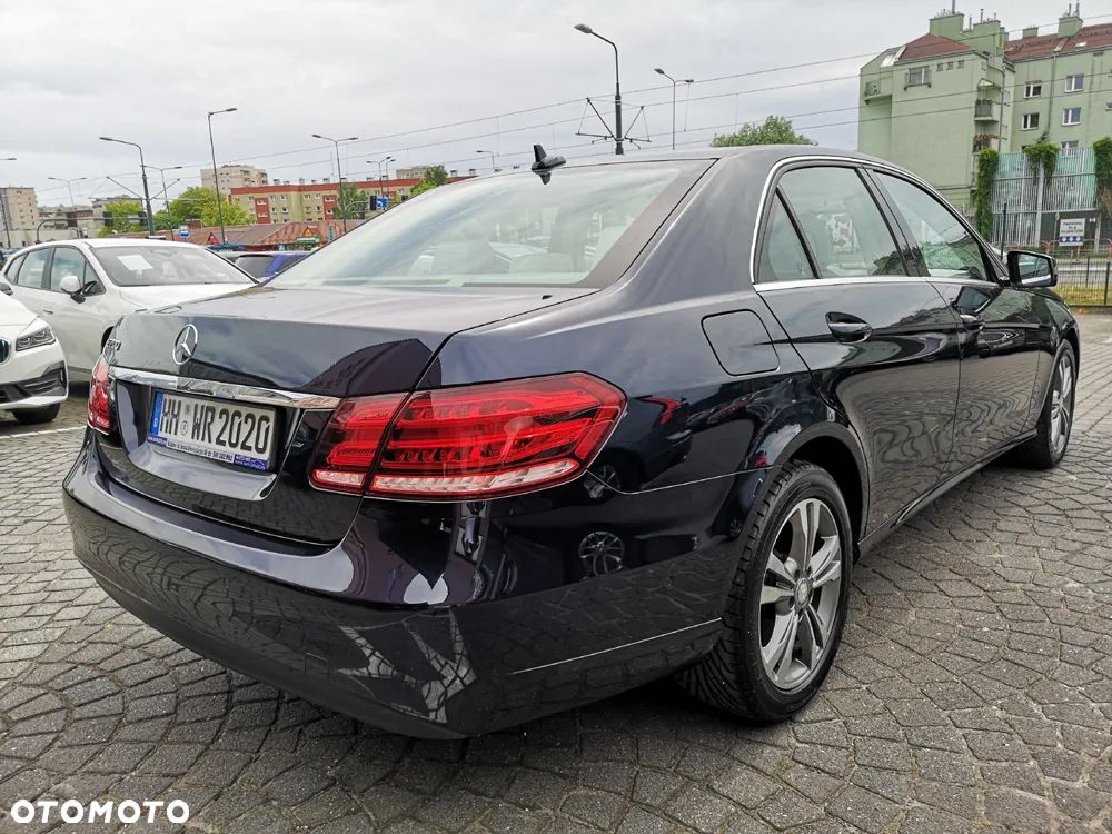Mercedes-Benz Klasa E 200 7G-TRONIC Edition - 3