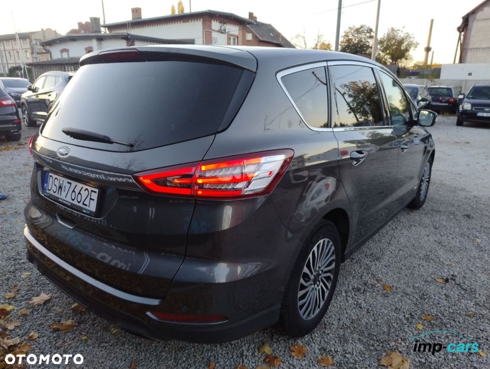 Ford S-Max - 9