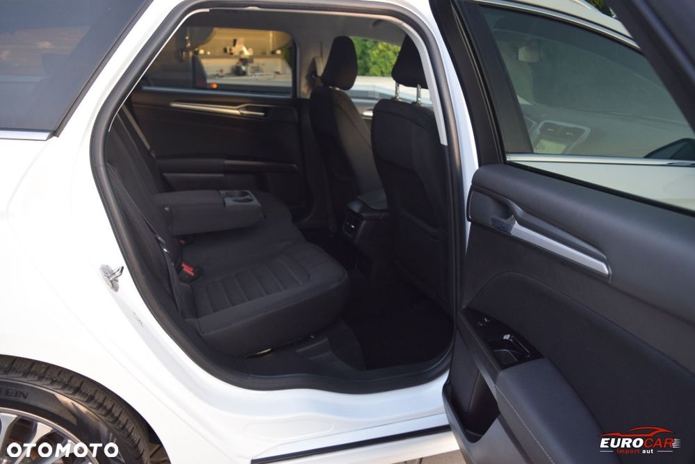 Ford Mondeo 2.0 TDCi Titanium - 18