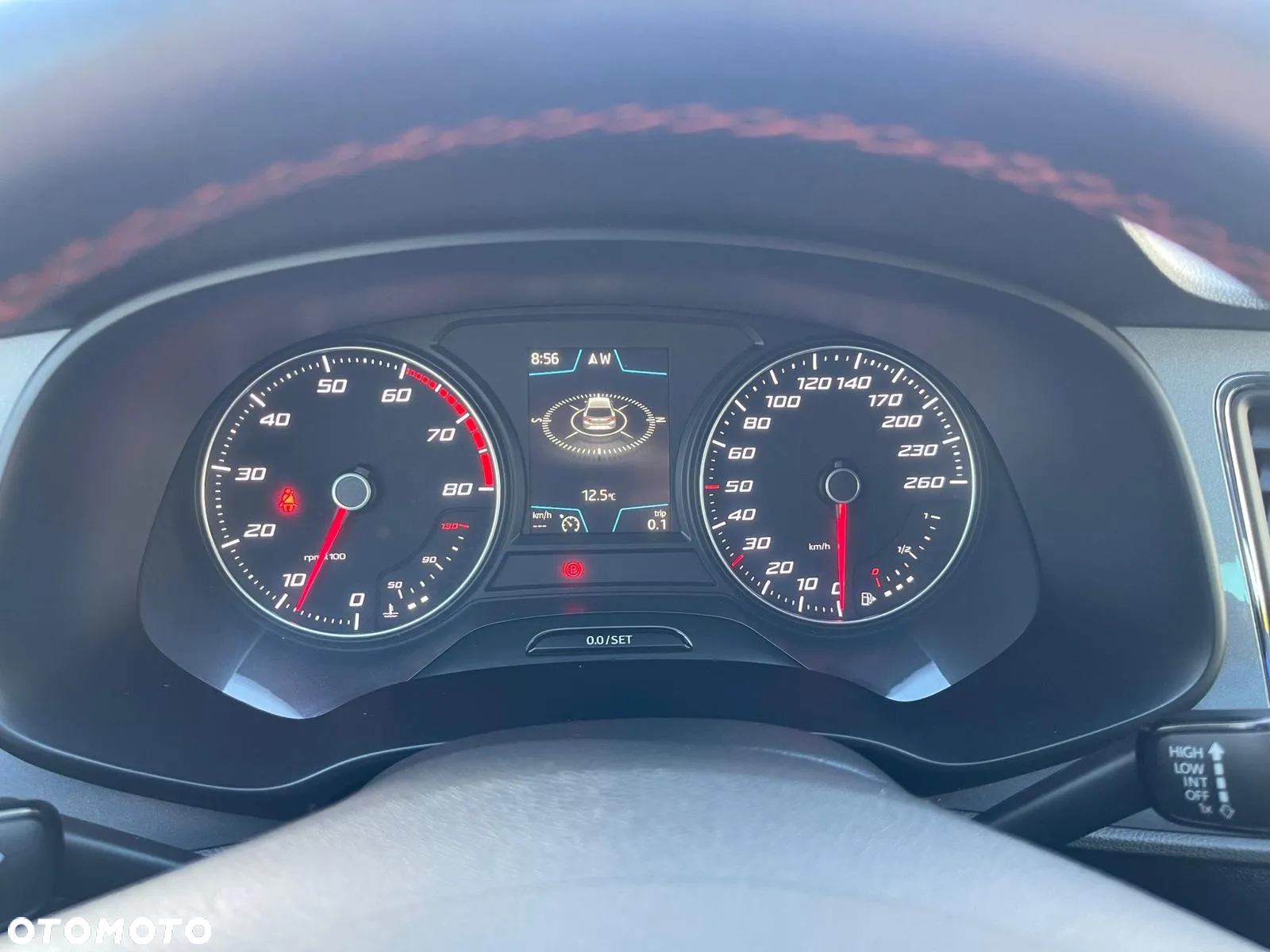 Volkswagen T-Cross - 17