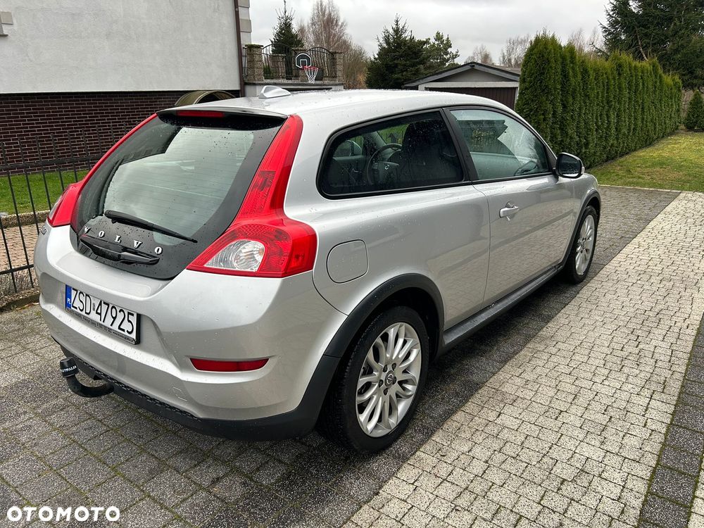 Volvo C30 1.6 Momentum - 23