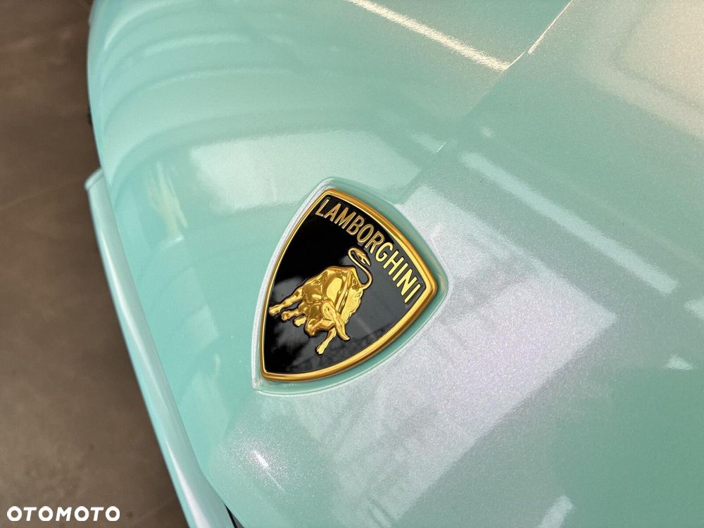 Lamborghini Urus - 20