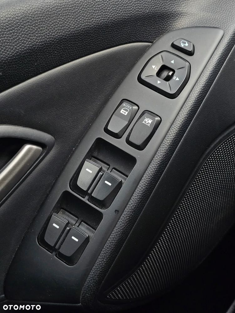 Hyundai ix35 1.7 CRDi 2WD Comfort - 28