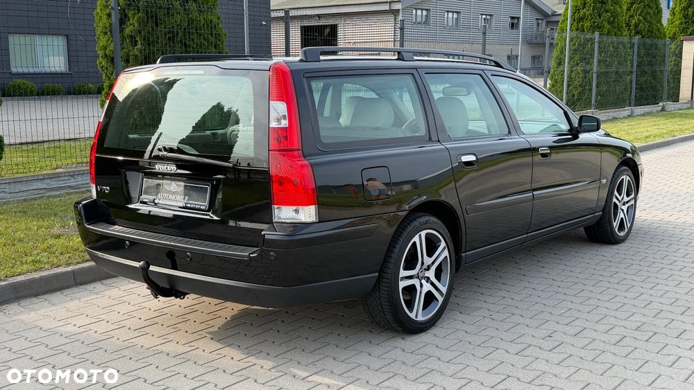 Volvo V70 2.5T Momentum - 21