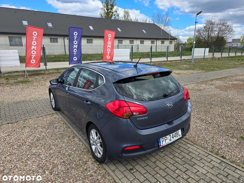 Kia Ceed 1.6 CRDi 128 Vision - 9