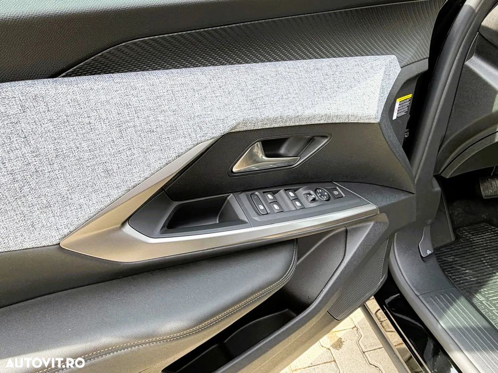 Peugeot 3008 1.2 Hybrid 145 e-DCS6 Allure - 7