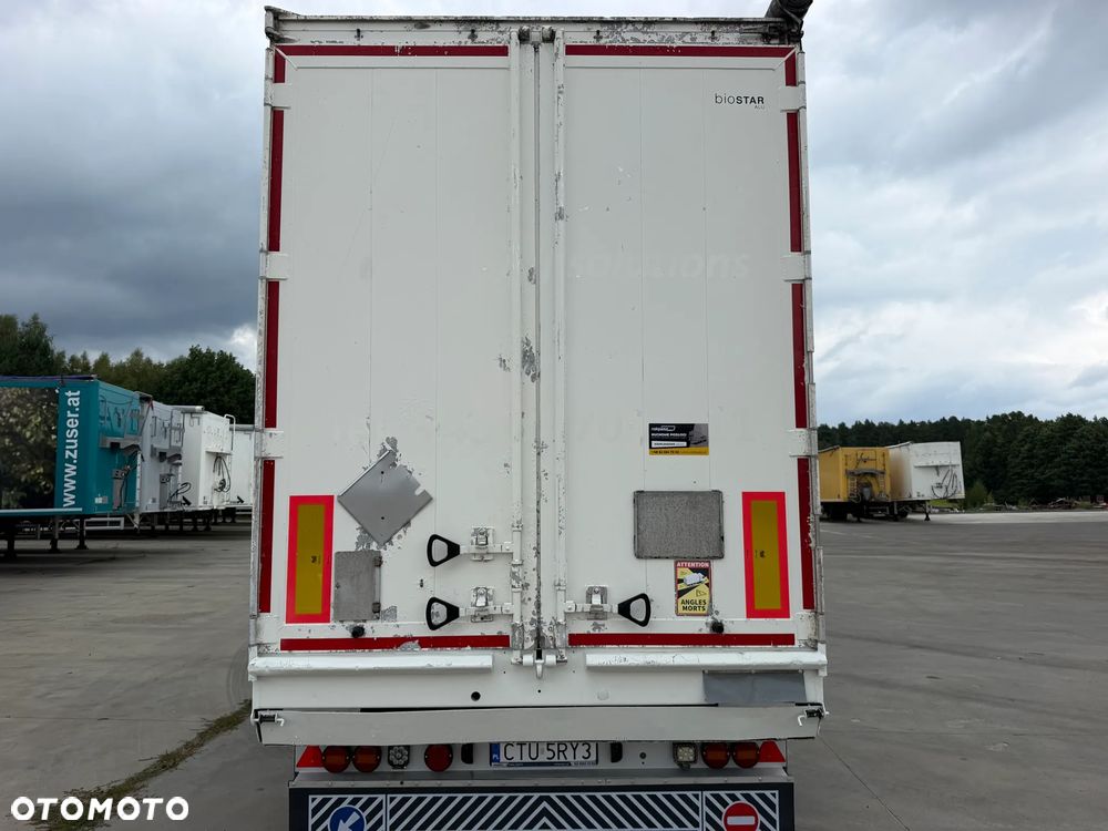 Stas Ruchoma podłoga 94m3 Podłoga 10 mm 2018 rok - 3