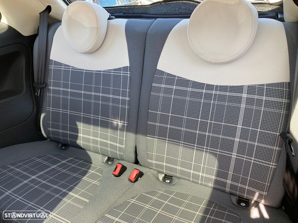 Fiat 500 1.0 Hybrid Lounge - 24