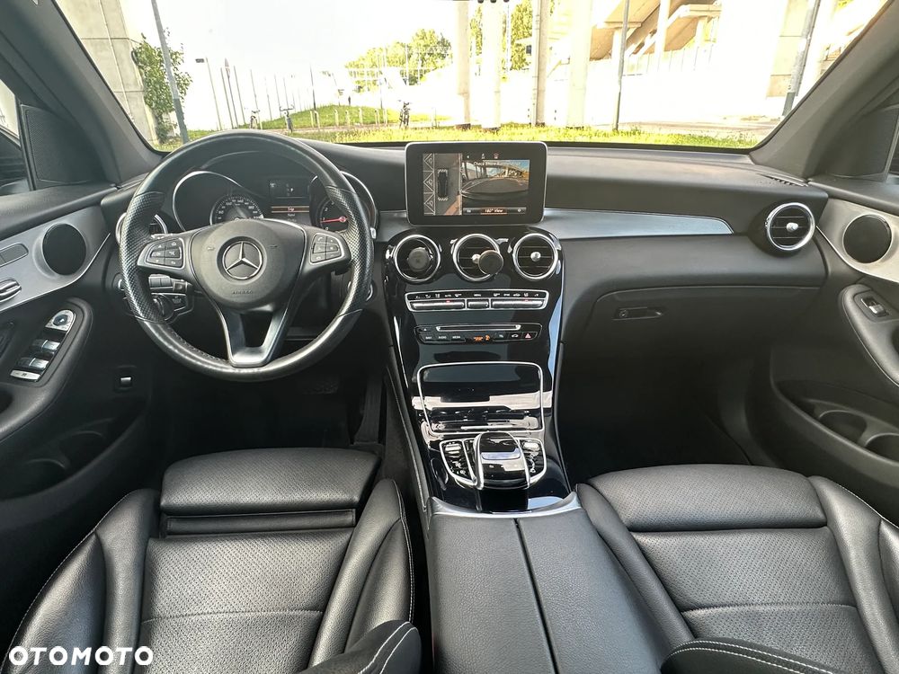 Mercedes-Benz GLC 300 4-Matic - 23