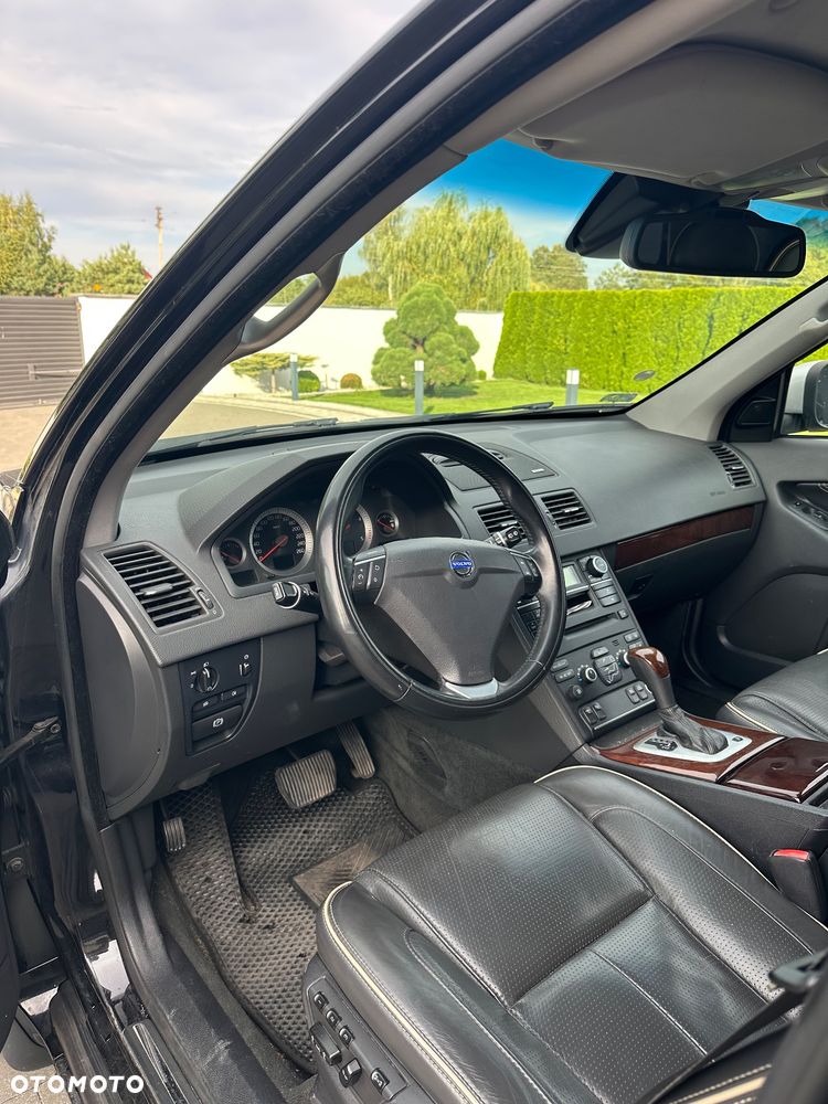 Volvo XC 90 D5 AWD Executive - 11
