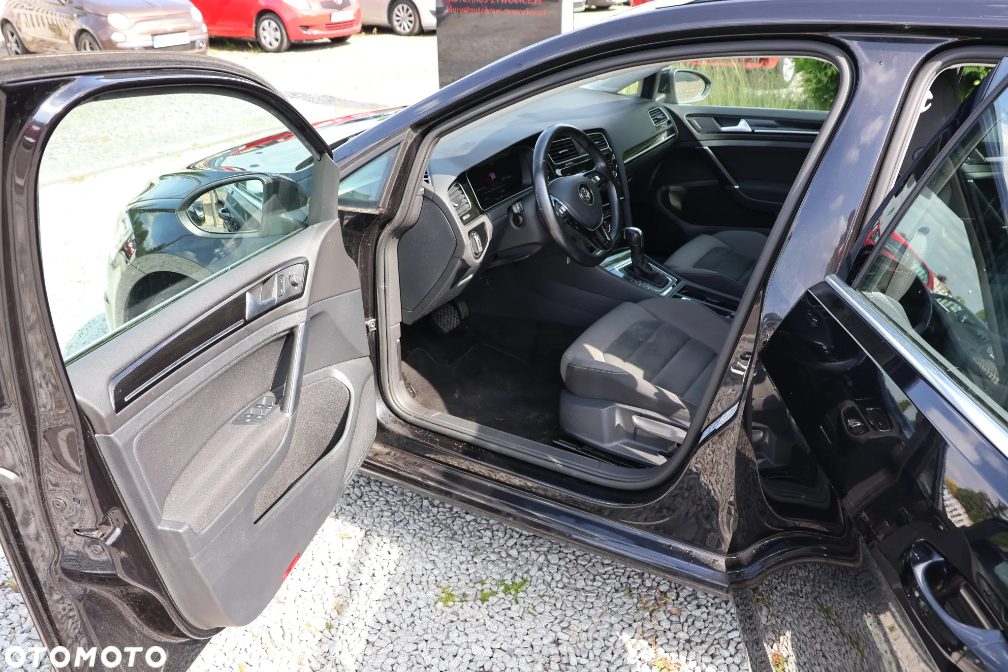 Volkswagen Golf 1.5 eTSI OPF DSG Style - 8