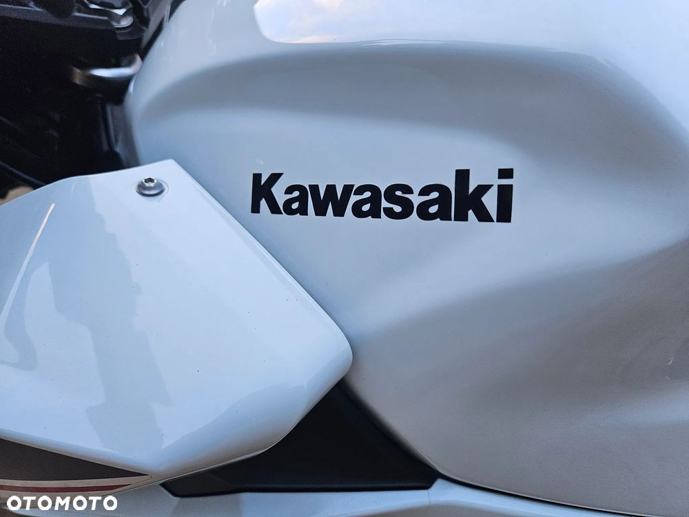 Kawasaki Z - 9