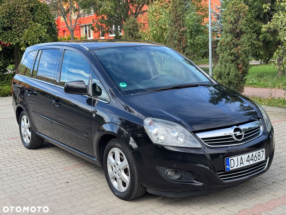 Opel Zafira 1.8 Cosmo EasyTronic - 2
