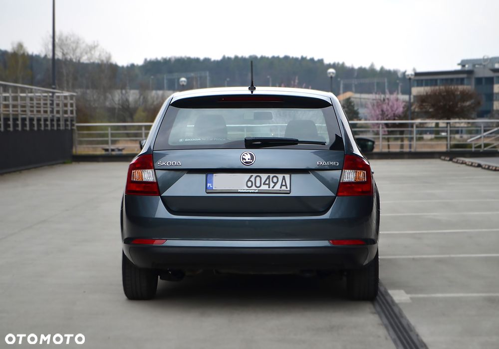 Skoda RAPID Spb 1.2 TSI Ambition - 6