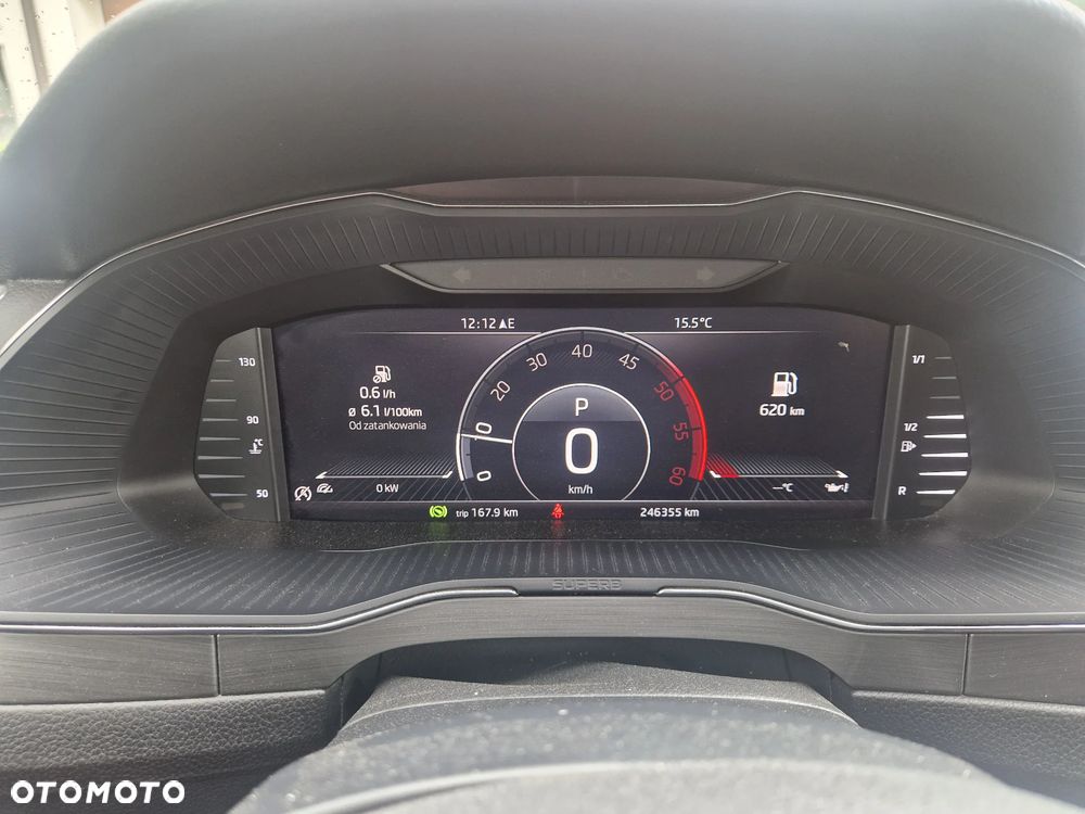 Skoda Superb 2.0 TDI SCR Style DSG - 22