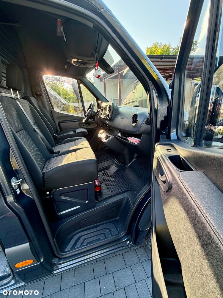 Mercedes-Benz Sprinter - 6
