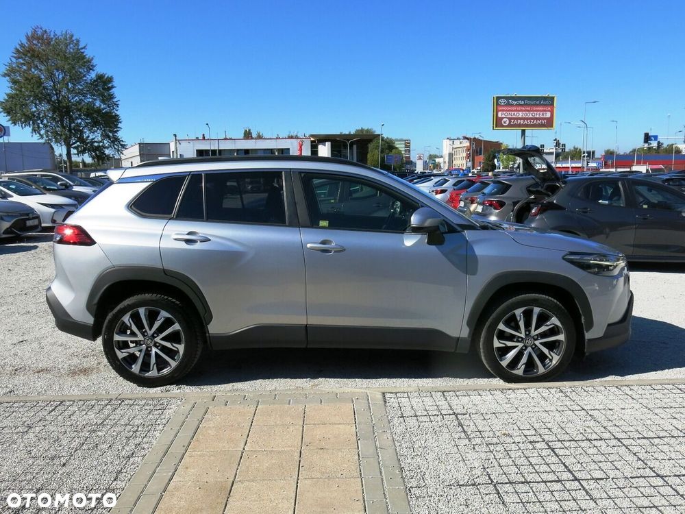 Toyota Corolla Cross 2.0 Hybrid Style - 17