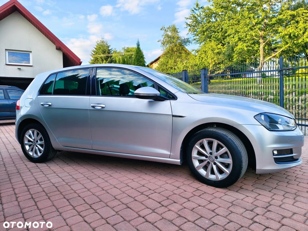 Volkswagen Golf 1.2 TSI BlueMotion Technology DSG Lounge - 23