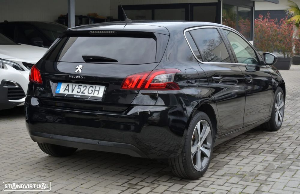 Peugeot 308 PureTech 130 GPF EAT8 Stop & Start Allure - 11